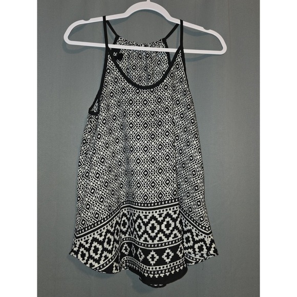 IZ Byer Shirt Womens Medium Black White Aztech‎ Pattern Sleeveless Tank Flowy - Picture 1 of 4